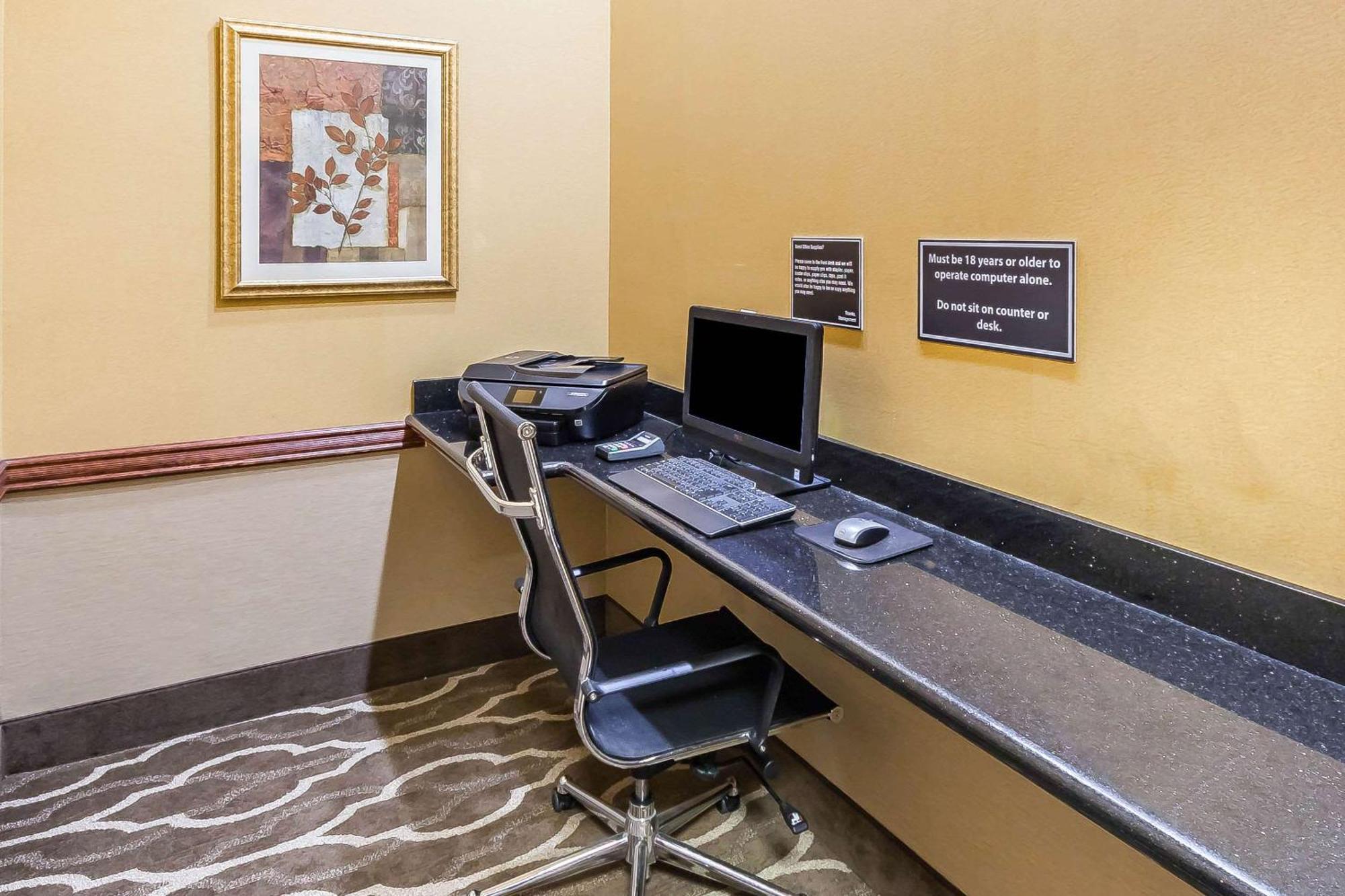 Comfort Suites Yukon - Sw Oklahoma City Luaran gambar