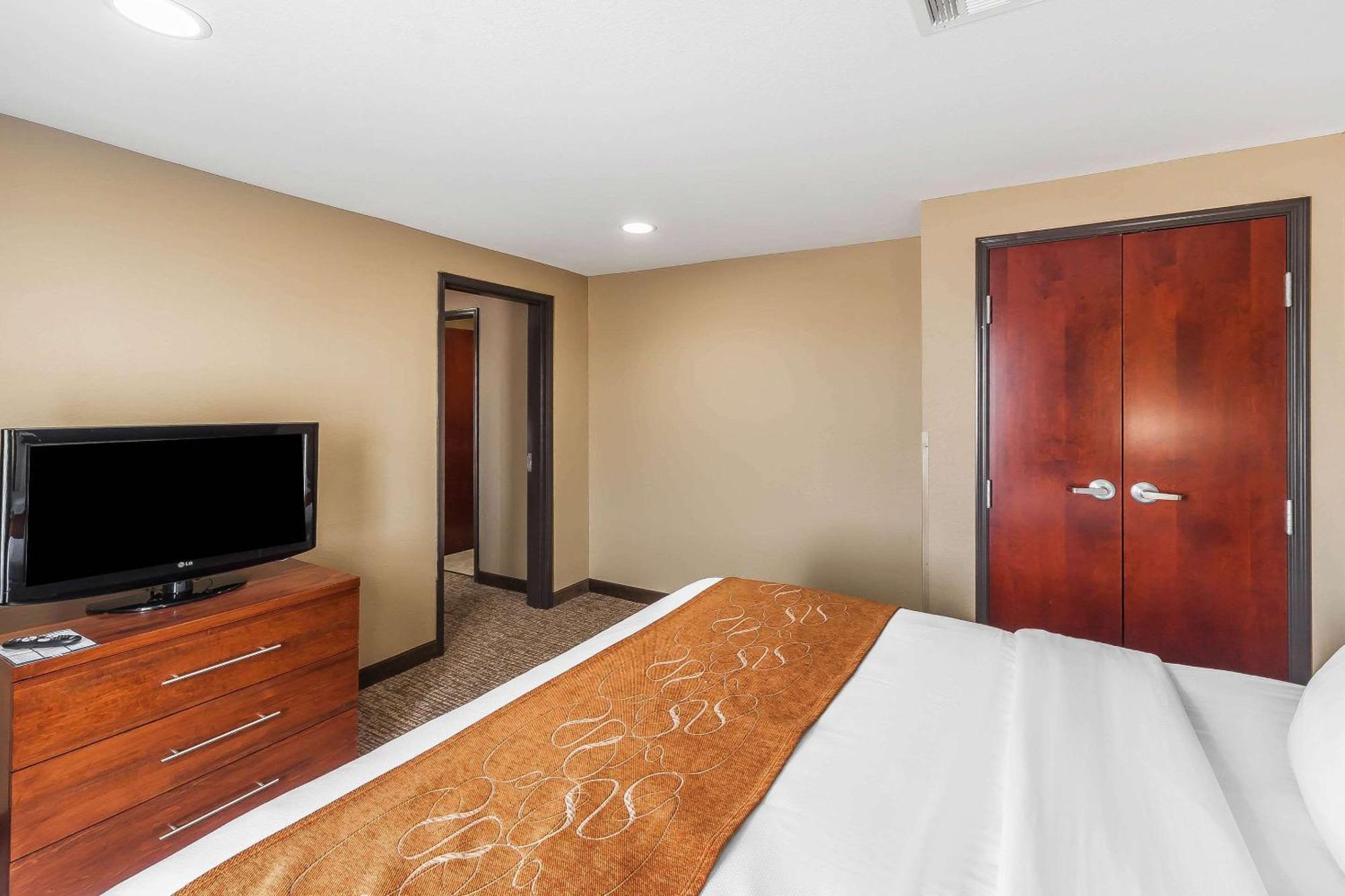Comfort Suites Yukon - Sw Oklahoma City Luaran gambar