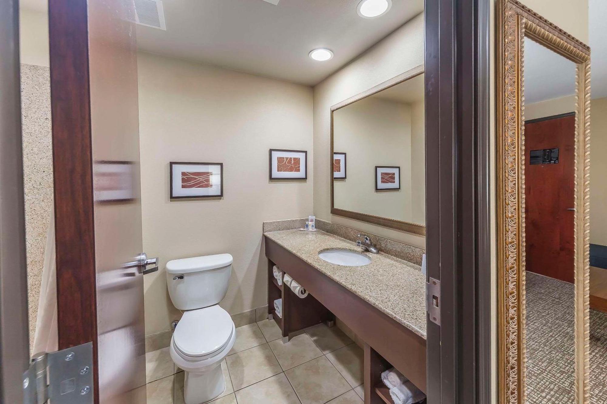 Comfort Suites Yukon - Sw Oklahoma City Luaran gambar