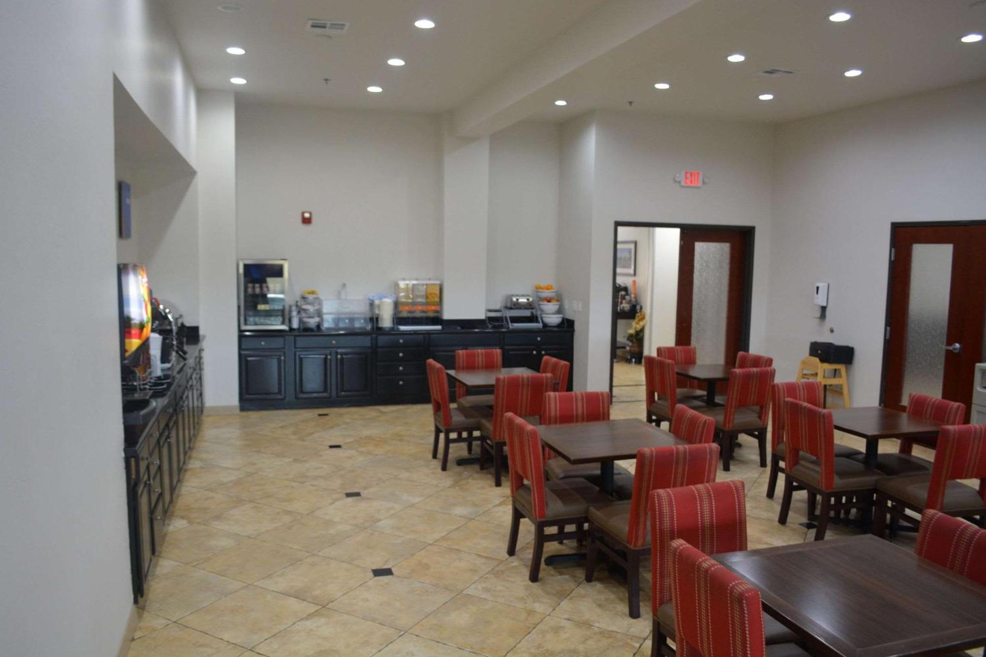 Comfort Suites Yukon - Sw Oklahoma City Luaran gambar