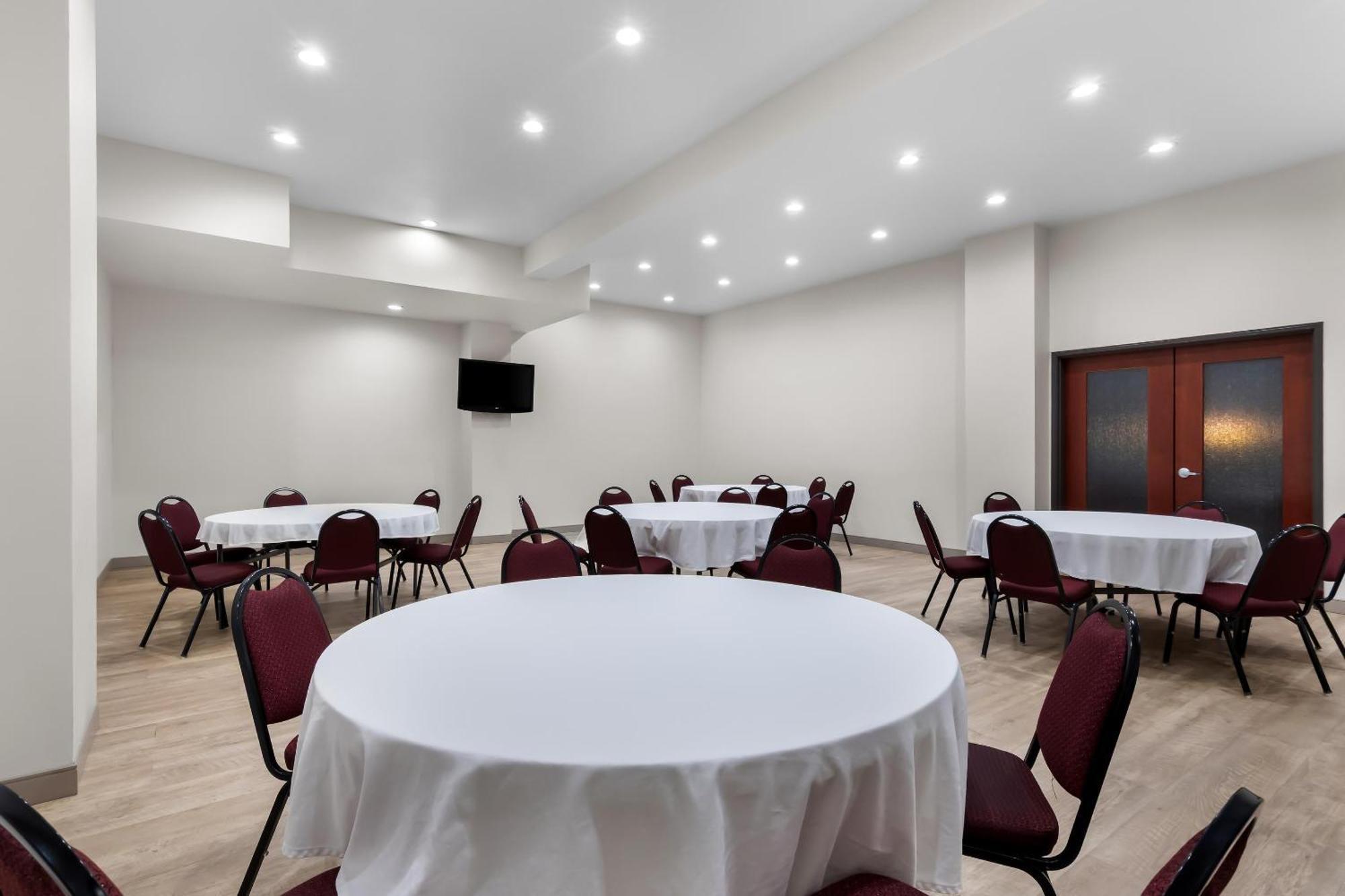 Comfort Suites Yukon - Sw Oklahoma City Luaran gambar